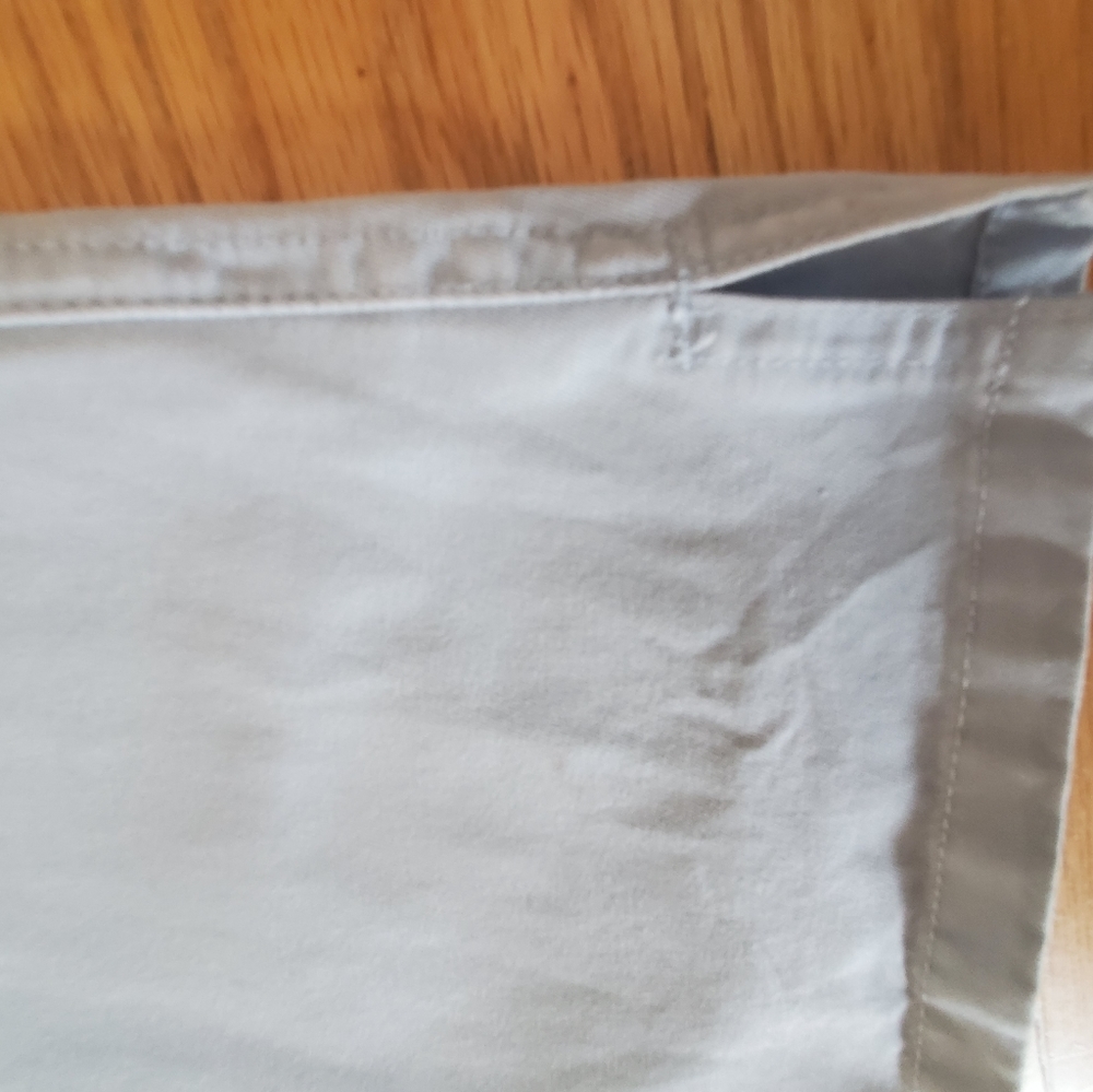 Maternity Crop Pants - Picture 7 of 7
